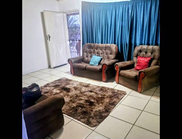 2 BEDROOM APARTMENT FOR SALE IN WHETSTONE